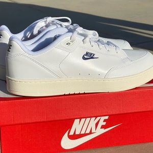 Nike Grandstand II (Off White/White/Navy)